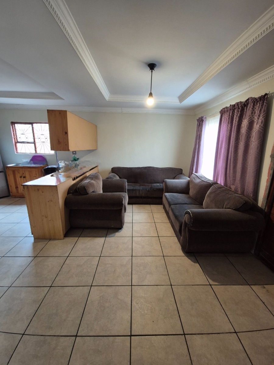 3 Bedroom Property for Sale in Kwazakhele Eastern Cape